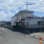 【北側道路】約6.3mの公道です。約9.66m接道しています。敷地一部切下げにより駐車場3台作成可能です。