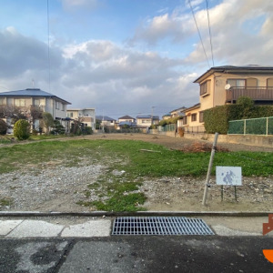 北道路から撮影(外観)