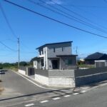 現況写真_東側道路から分譲地内への進入口です