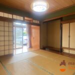 和室8畳　床の間・仏間・押し入れがあります。