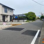 前面6m道路西側から撮影。 (外観)